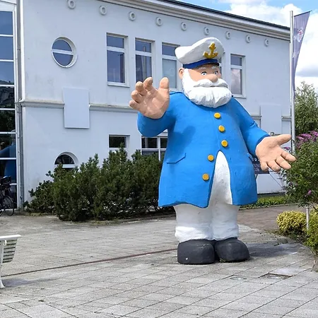 Haus Baltic App 28 - Seeblick, Zentral, Fahrstuhl Und Wenige Minuten Zum Apartment Sellin (Rugen)